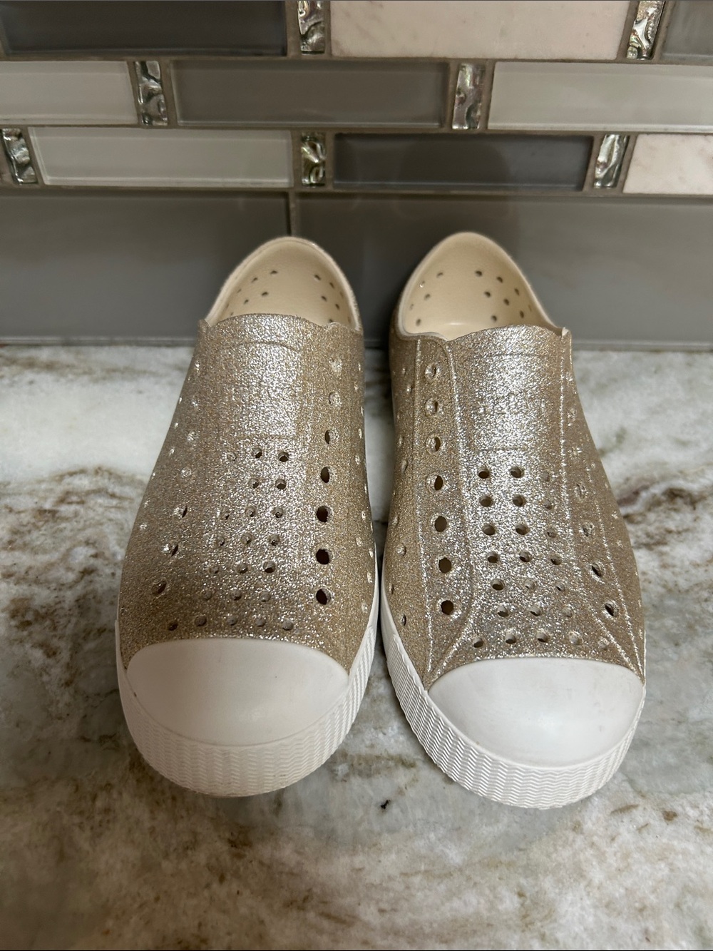 Native gold sparkle girls size 13 slip on loafers waterproof sandals kids